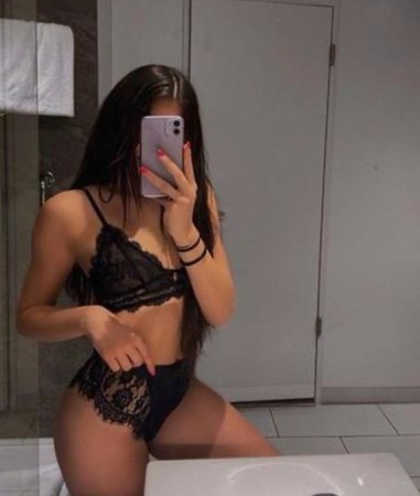 Kelly Party Girl (+18), Bremen