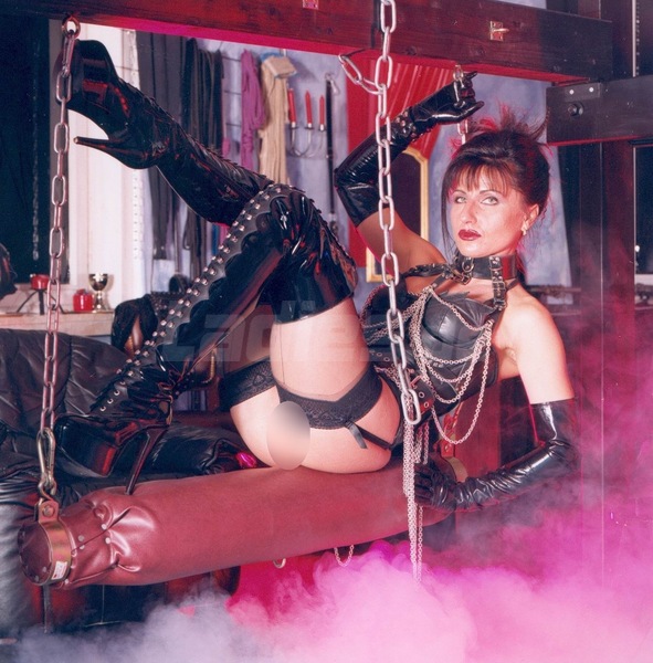 Foto von Squ*rtlady Dominique * Ausgef. Excl. SEXSpiele soft-* deutsch!