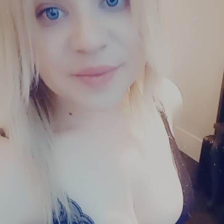 Laura, Hanau