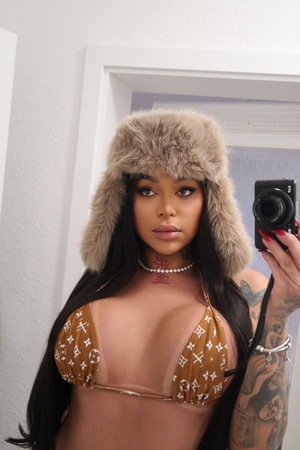 TS Carla Amaral, Berlin