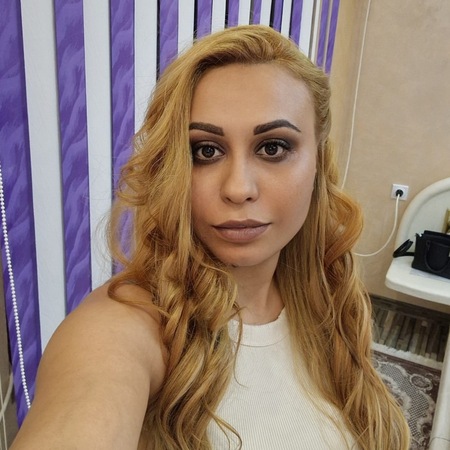 AV Queen Larissa 23J. 24H nur H+H, Halberstadt