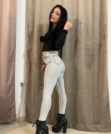 Francheska, Halle (Saale)