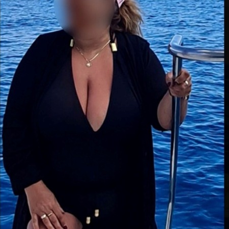 Neu! Reife Nina im Plaisir D'Amour