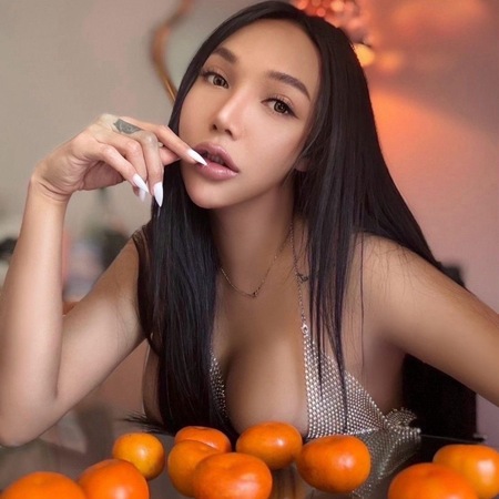 TS Nicole Top Service