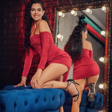 Foto von Mya AV Queen