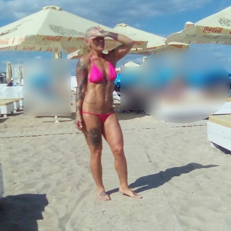 EVA auch Escort