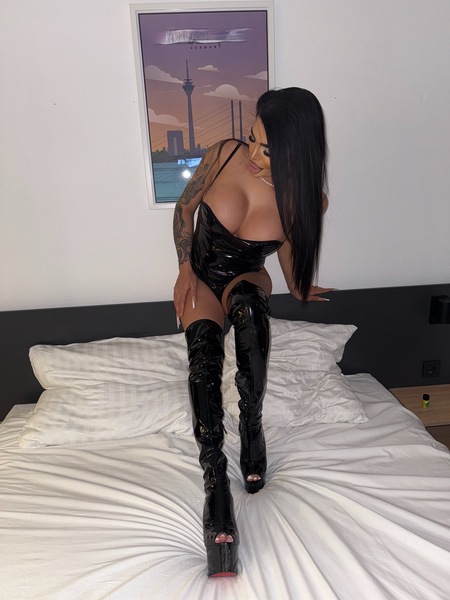 Foto von TS Selena Party