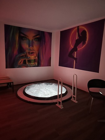 Club 19, Reichshof