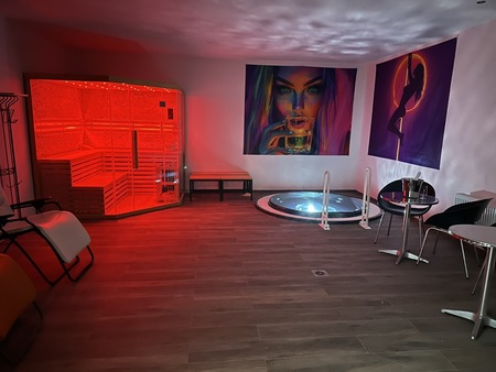 Club 19, Reichshof
