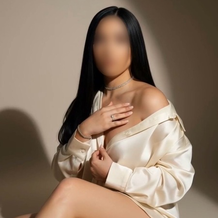 Rebecca NEU - erotische Massage