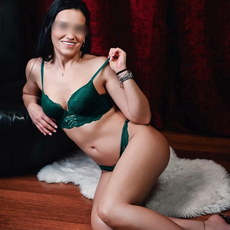 Andrea bei Deluxe Massage & More, Saarbrücken