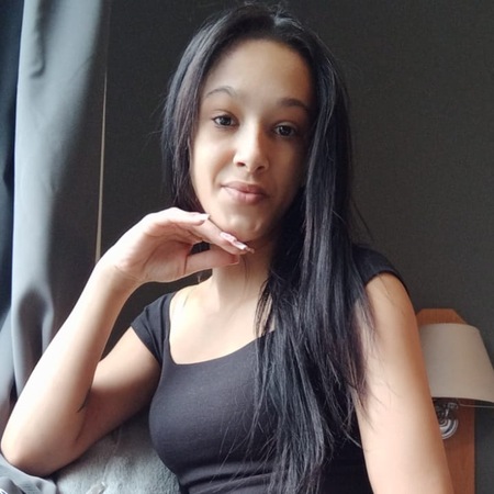 Maya Skinny bei Bellami, Landshut