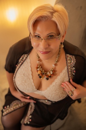 Yana, Menden (Sauerland)