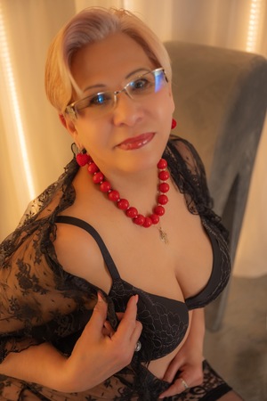 Yana, Menden (Sauerland)