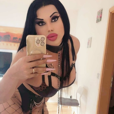 TRANS- Anna  Geil Paty  Nur  Hausbesuche, Essen