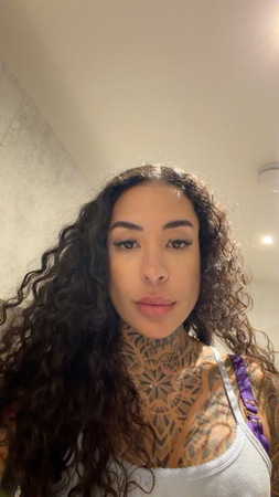 Sarah Lee, Neue Nummer, Stuttgart