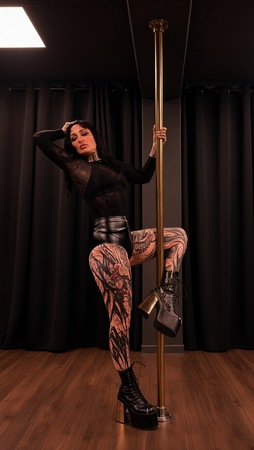 Alessa la Strange - klassische Herrin unnahbar, München