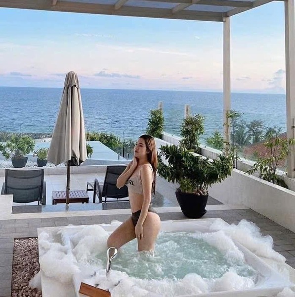 Junly s via WhatsApp – Chemnitz photo 2