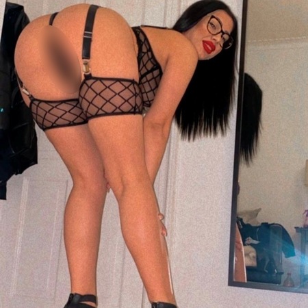 Sibel Queen of Bl*wj*b, Stuttgart