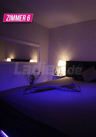 Die Top-Adresse - Wechselnde Modelle, Hamburg - Tonndorf