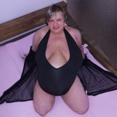Steffi - XXL T*TTEN