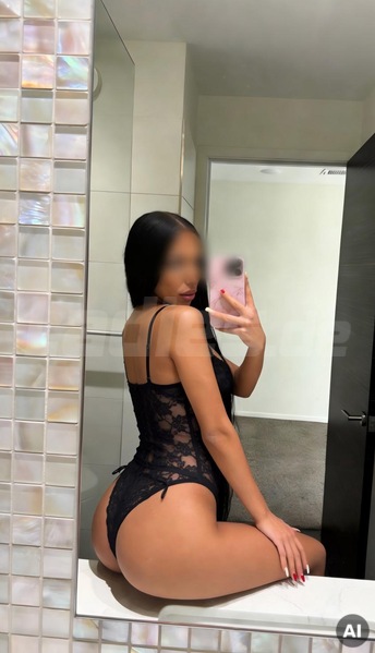 Foto von Deutsch Türkisch Skinny G*irl (18+) Selin - bitte Anruf/SMS