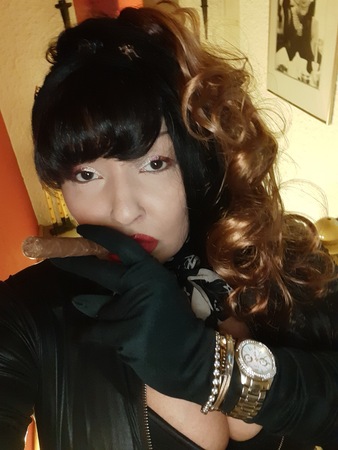 Bizarrlady, Wiesbaden