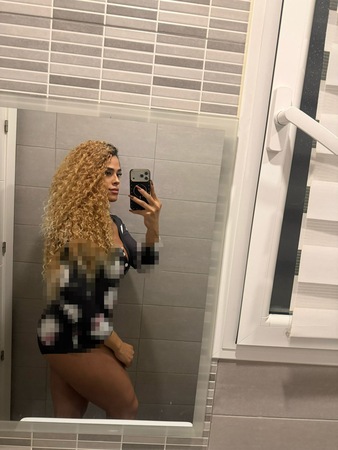 TS Nayla Menezes, Stuttgart