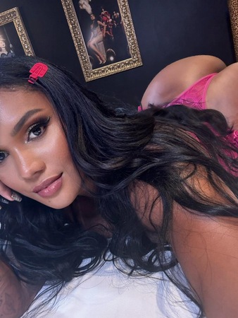 Sarah Cash Nur WhatsApp, Hamburg