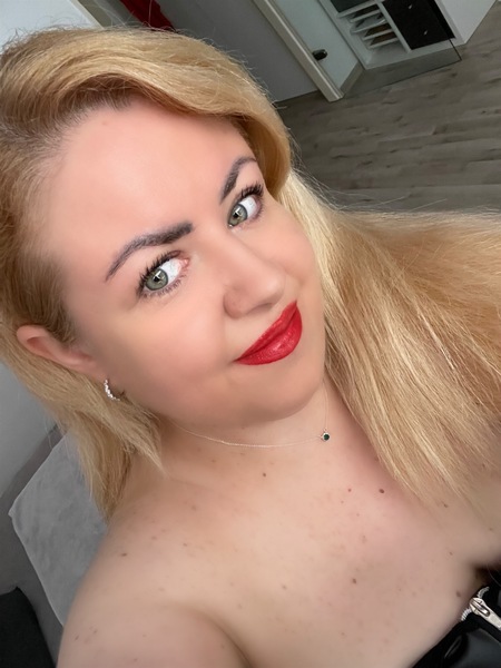 Foto von Emma nur Kontakt WhatsApp