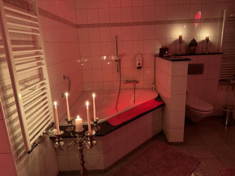 Foto von AC-Girls (18+)  - Heiße Damen !!