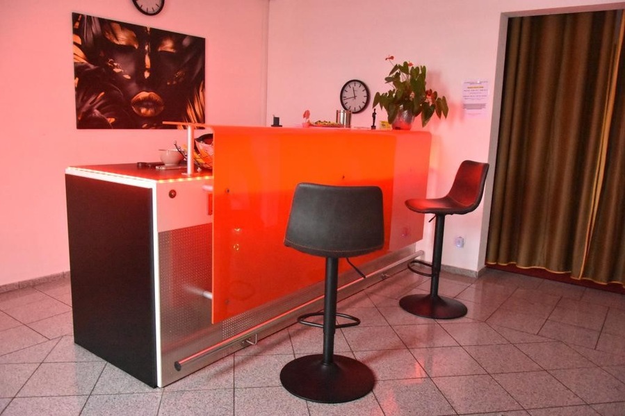 Foto von AC-Girls (18+)  - Heiße Damen !!