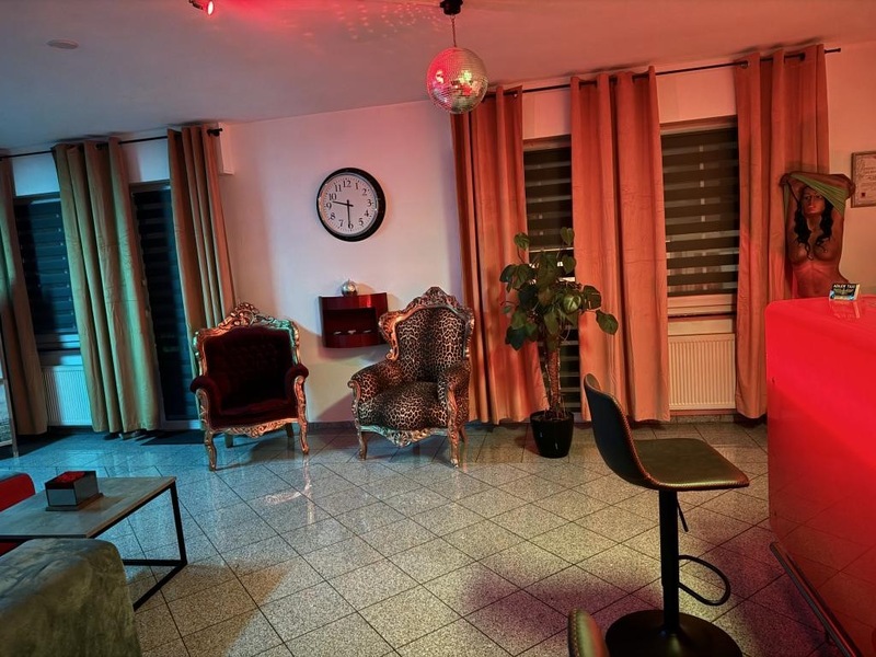 Foto von AC-Girls (18+)  - Heiße Damen !!