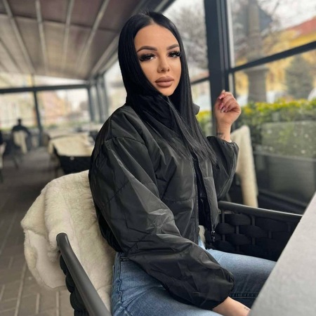 Ana, Leipzig