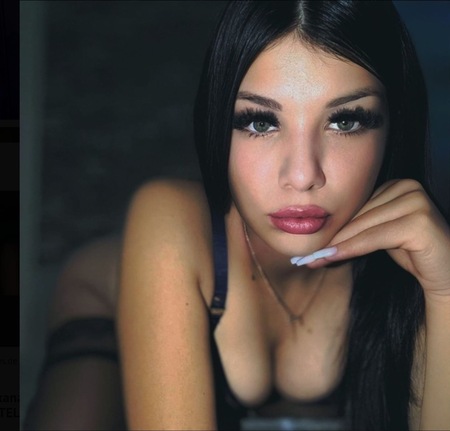 Roxana - NUR HAUS UND HOTELBESUCHE, Stuttgart