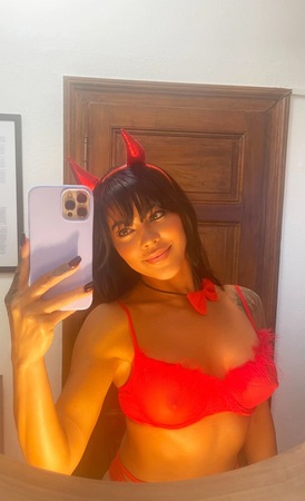 Naughty_Brazilian, Worms