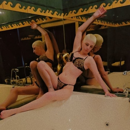 Monika aktuell im Urlaub, Westoverledingen