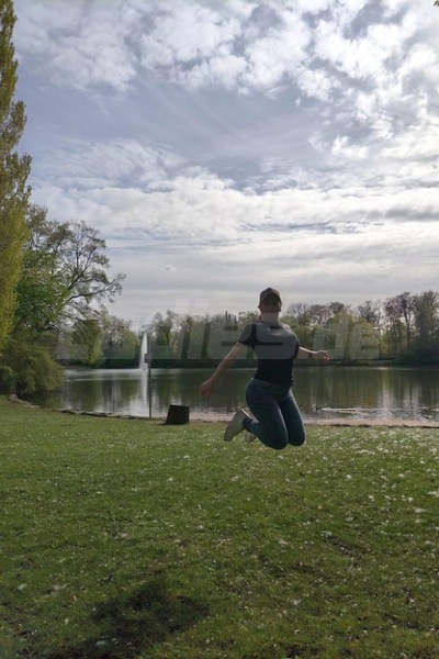 Foto von Sabina – Naturbrüste Ti**enfi**,DT, D*ld* Spiele