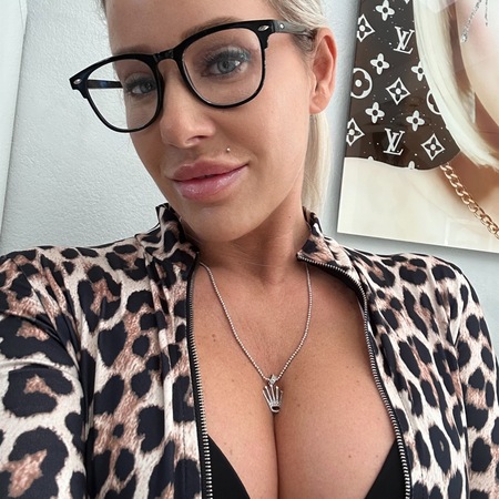 Deutsche Sarah *Ganz neu*, Regensburg