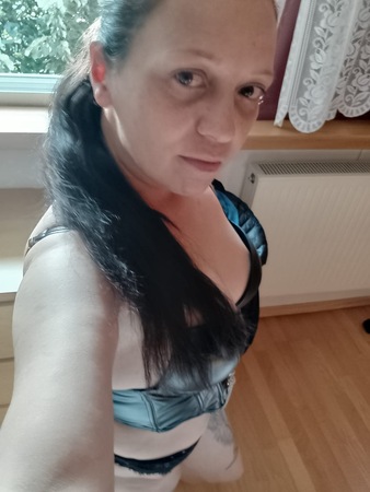 Lilly - 100% echte Fotos, Ilmenau