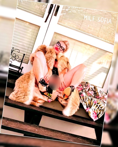 Foto von Lady Pamela de Luxe