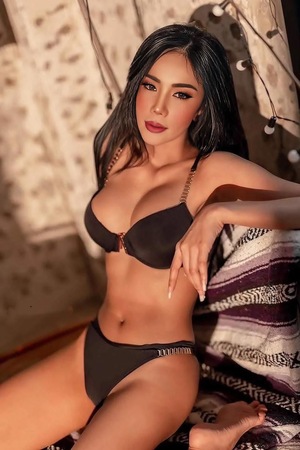 Nora AV Top Massage, Erfurt