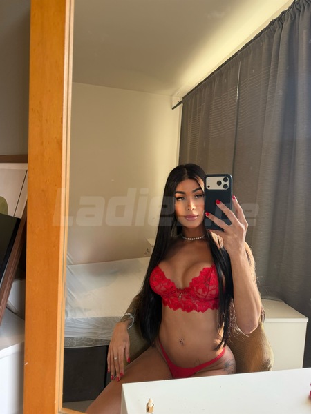 Foto von Trans Duda Kauanny
