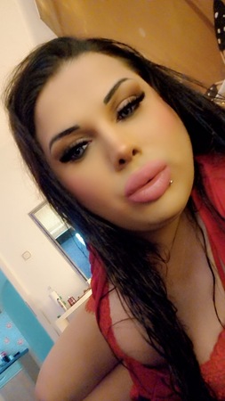 TRANS- Anna Geil Paty, Duisburg