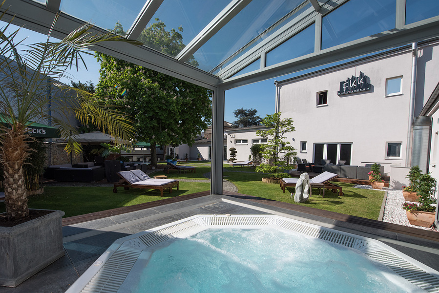 Foto von Einzig, aber nicht artig