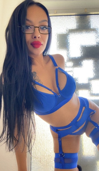 Alexa New – Hamm photo 3