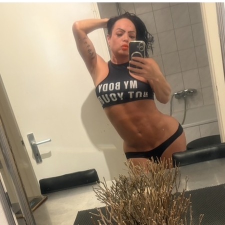 TS Dulce aus Kolumbien, Düsseldorf