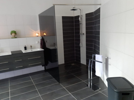 Haus No1-Kein Club-Privathaus, Aschersleben