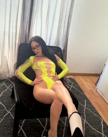 NEU Elif HEUTE im Kaskade Massagestudio, Frankfurt am Main