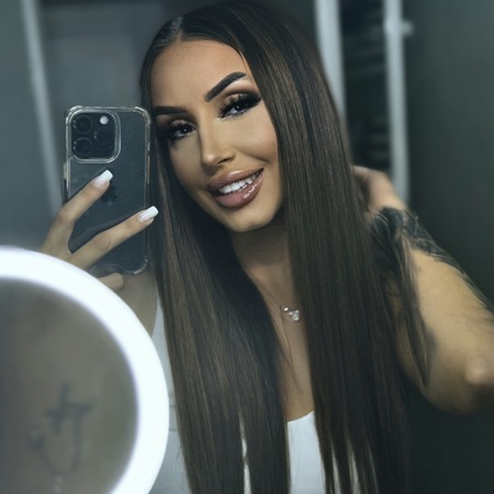 Anya, Dortmund